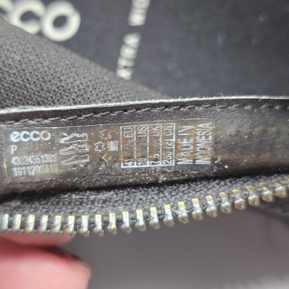 ECCO Bootie Womens 41 Gray Metallic Leather Extra Width Zipper Comfort Sneaker - Picture 12 of 15